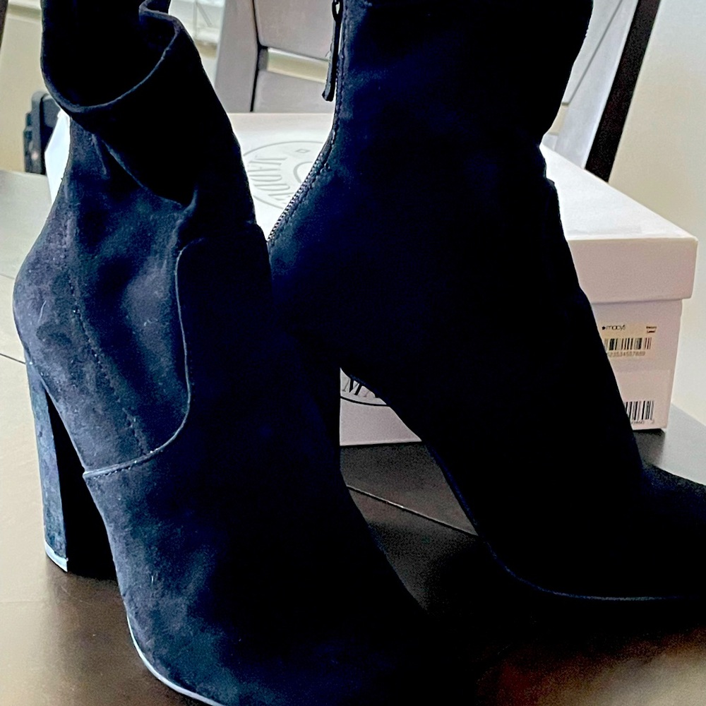 Steve Madden black suede ankle boot